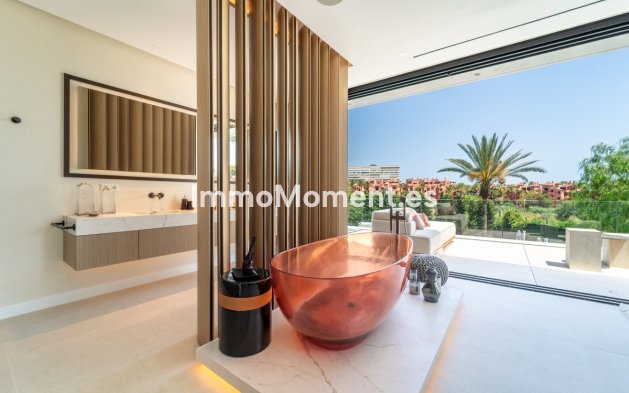 Revente - Villa - Marbella - Los Monteros
