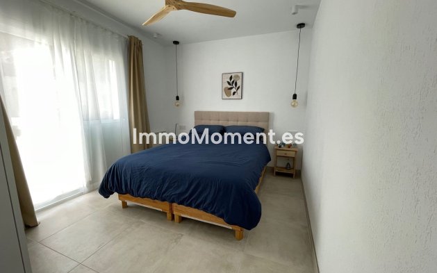 Bestaande woning - Villa - Estepona  - Estepona Centro