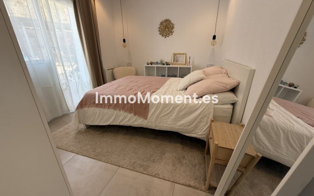 Bestaande woning - Villa - Estepona  - Estepona Centro