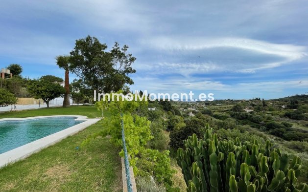 Bestaande woning - Villa - Estepona  - Estepona Centro