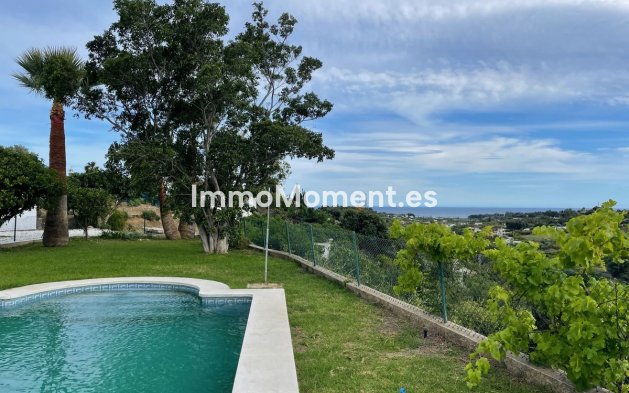 Bestaande woning - Villa - Estepona  - Estepona Centro