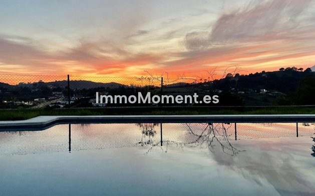 Bestaande woning - Villa - Estepona  - Estepona Centro