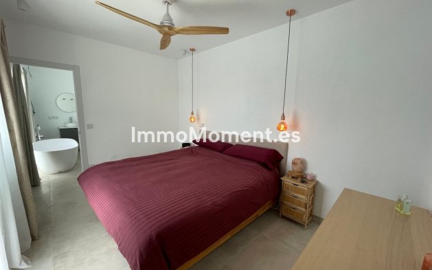 Bestaande woning - Villa - Estepona  - Estepona Centro