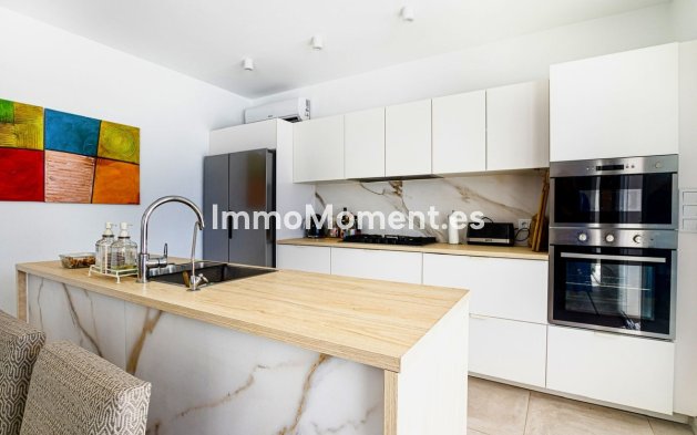 Bestaande woning - Villa - Estepona  - Estepona Centro