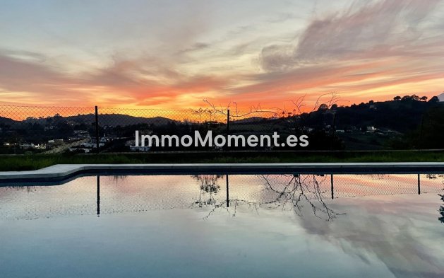 Bestaande woning - Villa - Estepona  - Estepona Centro