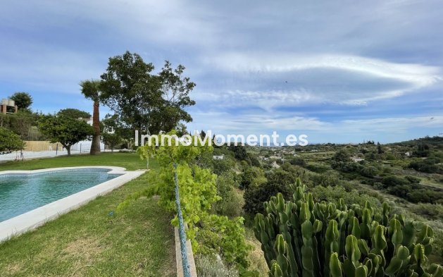 Bestaande woning - Villa - Estepona  - Estepona Centro