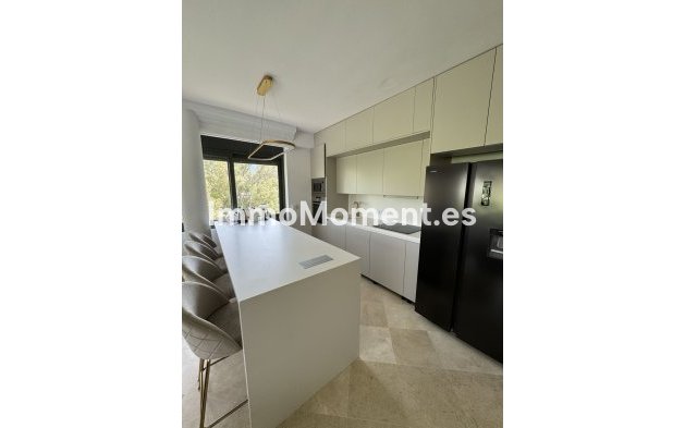 Reventa - Apartamento - Marbella - Nueva Andalucía