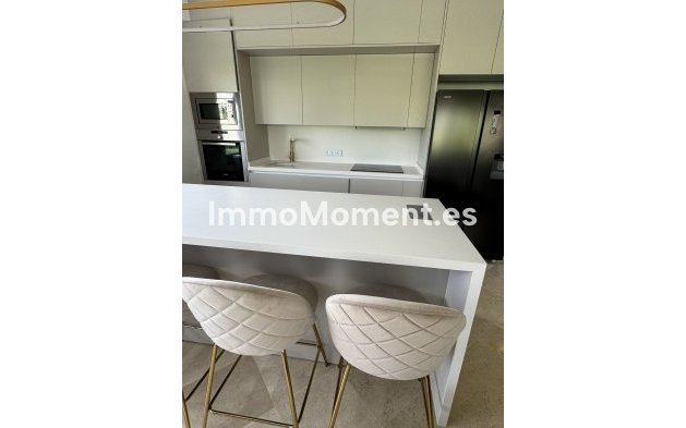 Reventa - Apartamento - Marbella - Nueva Andalucía