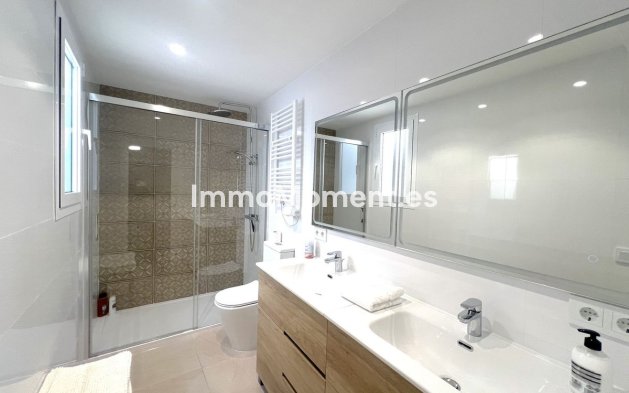 Revente - Villa - Marbella - Nueva Andalucía