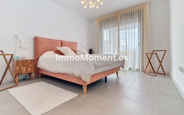 Reventa - Apartamento - Casares - Casares Centro