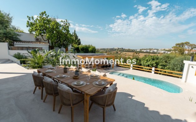 Reventa - Villa - Marbella - Guadalmina Alta
