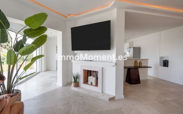 Reventa - Villa - Marbella - Guadalmina Alta