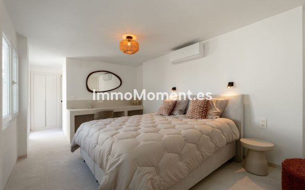 Reventa - Villa - Marbella - Guadalmina Alta