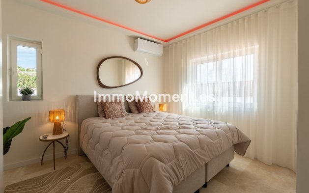 Reventa - Villa - Marbella - Guadalmina Alta
