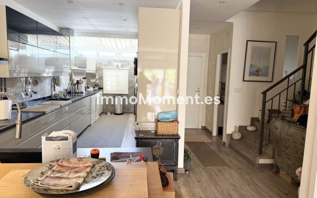 Revente - Villa - Estepona  - Selwo