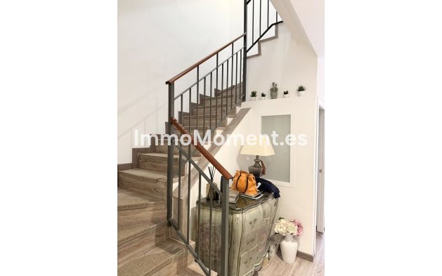 Revente - Villa - Estepona  - Selwo