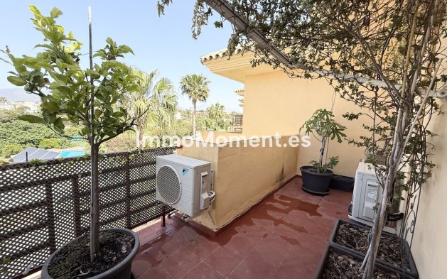 Revente - Villa - Estepona  - Selwo