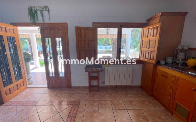 Revente - Maison de campagne - Elda - Elda Centro