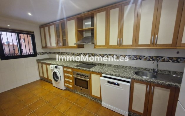 Wiederverkauf - Wohnung - Marbella - Elviria