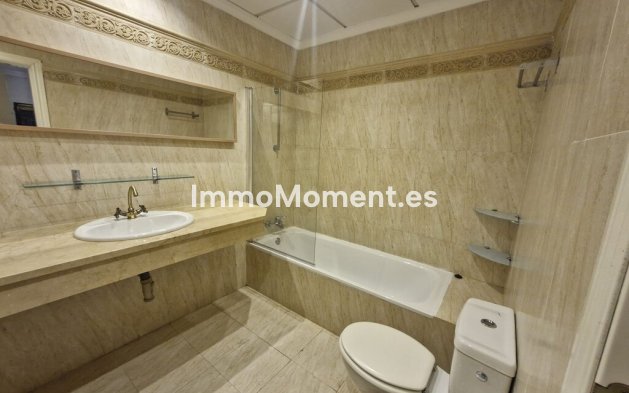 Wiederverkauf - Wohnung - Marbella - Elviria