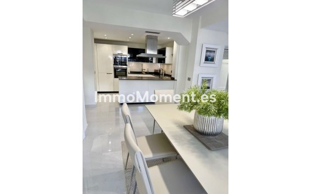 Wiederverkauf - Wohnung - Marbella - Elviria