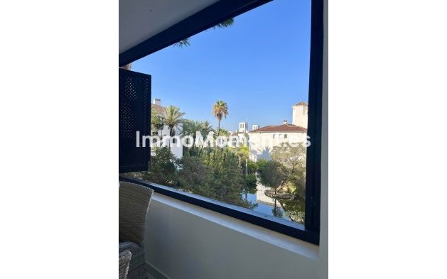 Wiederverkauf - Wohnung - Marbella - Elviria