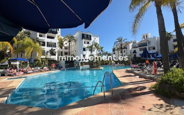 Wiederverkauf - Wohnung - Marbella - Elviria