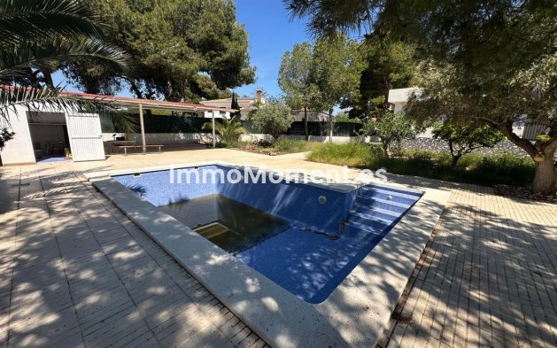 Wiederverkauf - Villa - San Vicente del Raspeig - San Vicente del Raspeig Centro