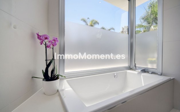Reventa - Villa - Marbella - Nueva Andalucía