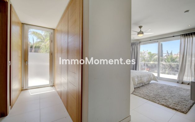 Reventa - Villa - Marbella - Nueva Andalucía