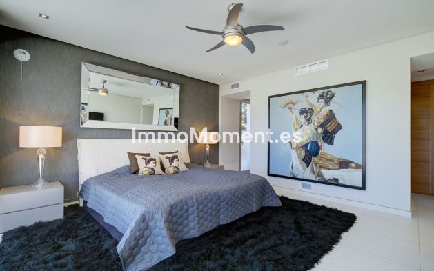 Reventa - Villa - Marbella - Nueva Andalucía