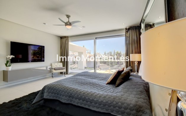 Reventa - Villa - Marbella - Nueva Andalucía