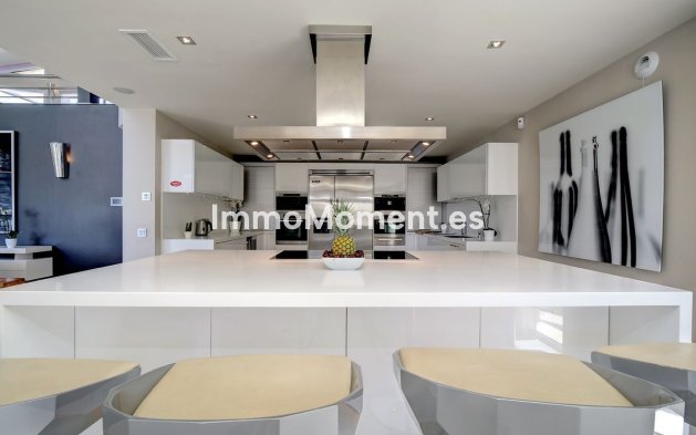 Reventa - Villa - Marbella - Nueva Andalucía