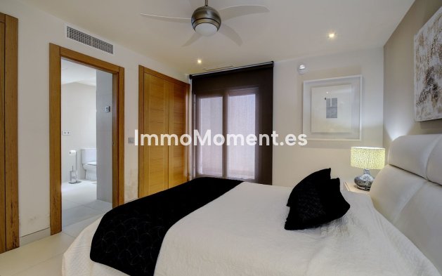 Reventa - Villa - Marbella - Nueva Andalucía