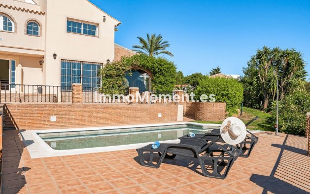 Resale - Villa - Estepona - Estepona Centro