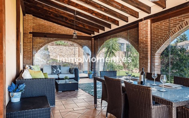 Resale - Villa - Estepona - Estepona Centro