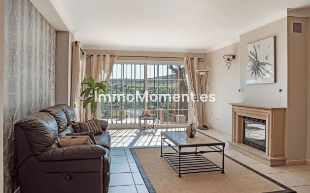 Resale - Villa - Estepona - Estepona Centro