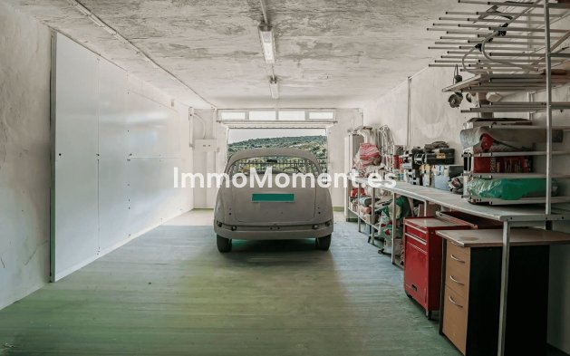 Resale - Villa - Estepona - Estepona Centro