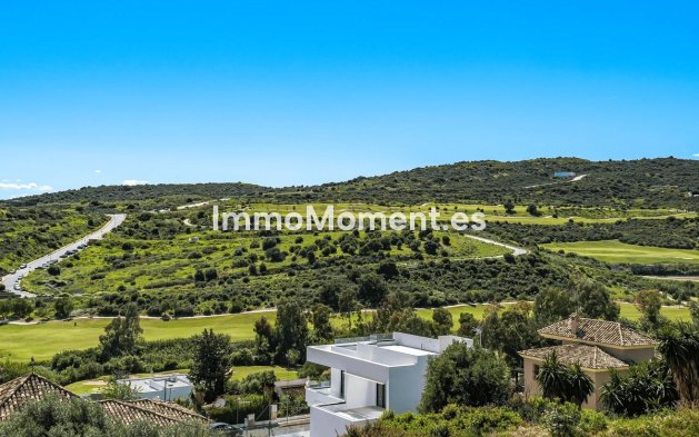 Resale - Villa - Estepona - Estepona Centro