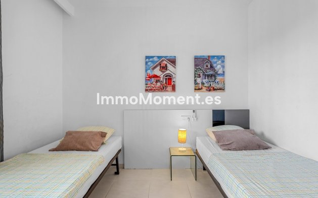 Resale - Apartment - Orihuela - La Zenia
