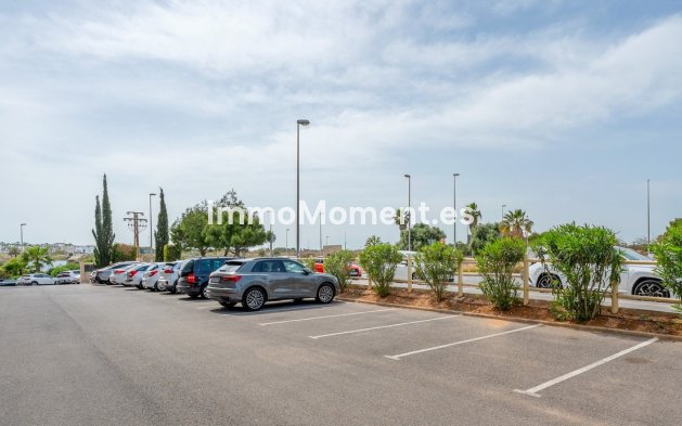 Resale - Apartment - Orihuela - La Zenia