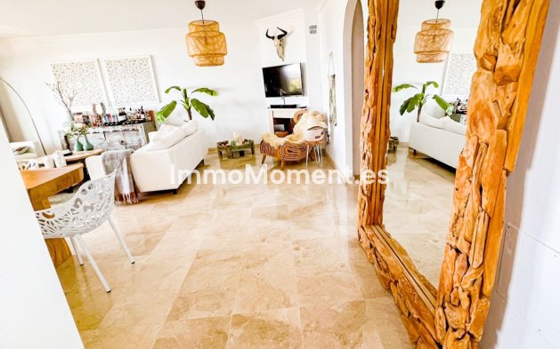 Reventa - Apartamento - Marbella - La Mairena