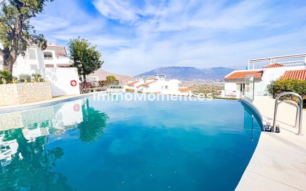 Reventa - Apartamento - Marbella - La Mairena