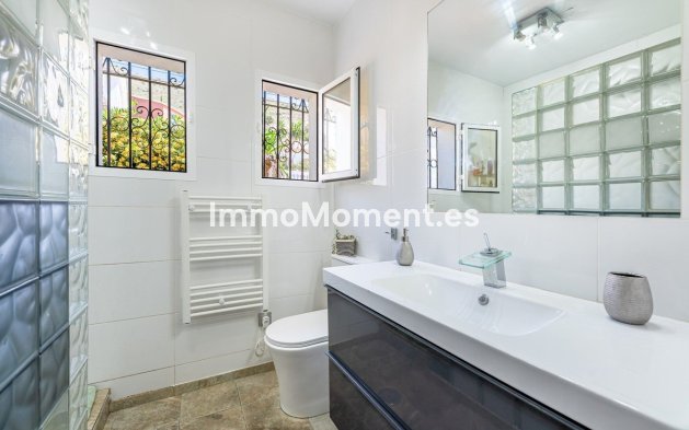 Revente - Villa - Benalmadena - Benalmadena Centro