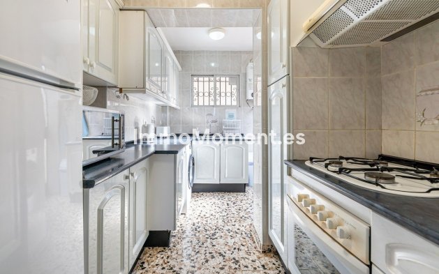 Revente - Villa - Benalmadena - Benalmadena Centro