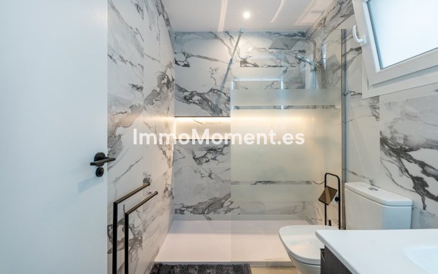 Revente - Villa - Benalmadena - Benalmadena Centro