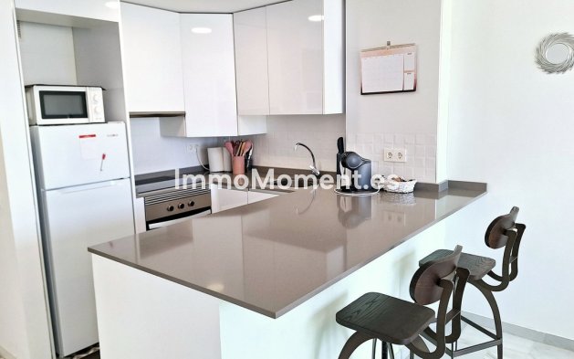 Resale - Apartment - Casares - Doña Julia
