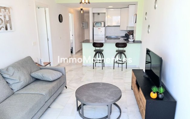 Resale - Apartment - Casares - Doña Julia