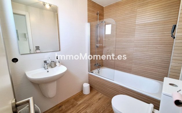 Resale - Apartment - Casares - Doña Julia