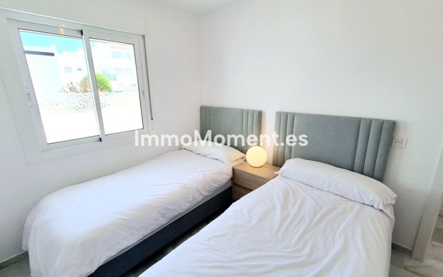 Resale - Apartment - Casares - Doña Julia